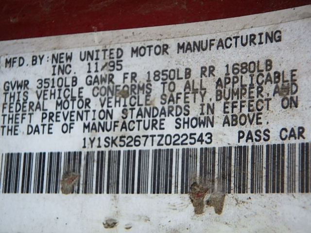 1Y1SK5267TZ022543 - 1996 GEO PRIZM BASE წითელი ფოტო 9