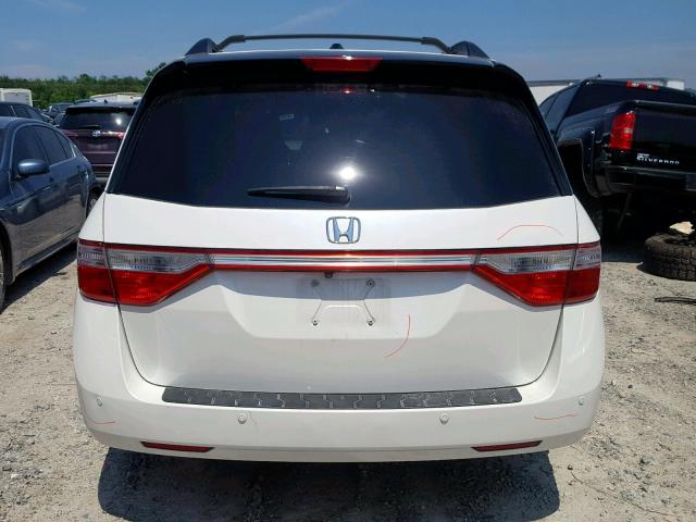 5FNRL5H91CB075715 - 2012 HONDA ODYSSEY TO WHITE photo 10