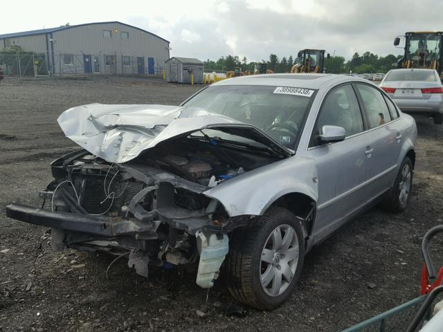 WVWRH63B43P044403 - 2003 VOLKSWAGEN PASSAT GLX SILVER photo 2