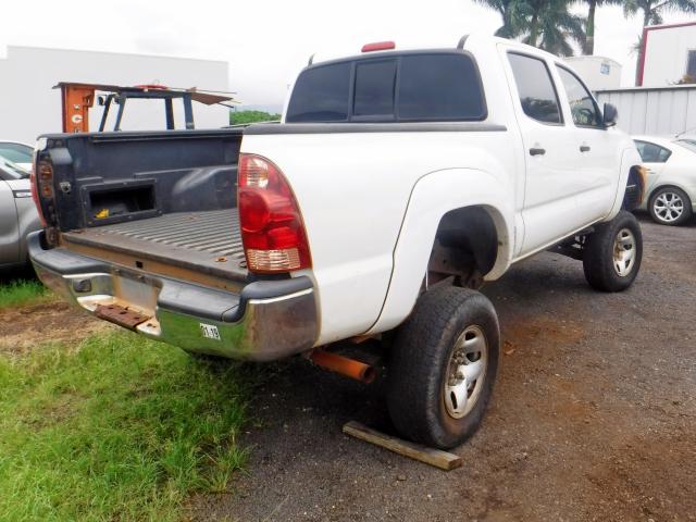 5TELU42N16Z210195 - 2006 TOYOTA TACOMA DOU WHITE photo 4