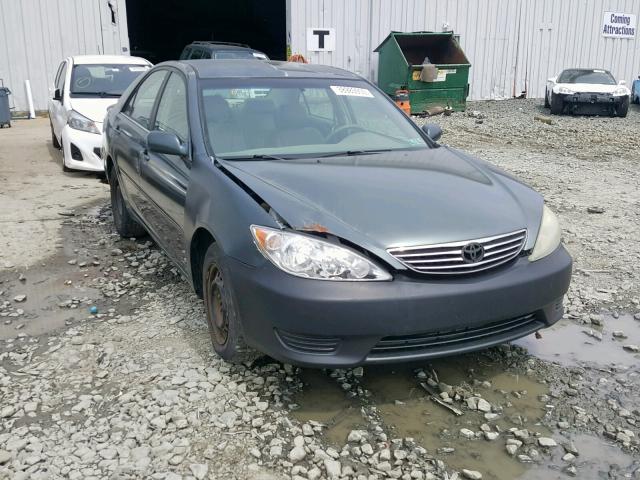 4T1BE30K55U078749 - 2005 TOYOTA CAMRY LE Сұр фото 1
