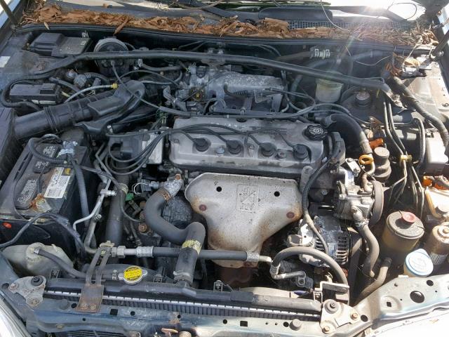 19UYA1255VL016412 - 1997 ACURA 2.2CL GREEN photo 7