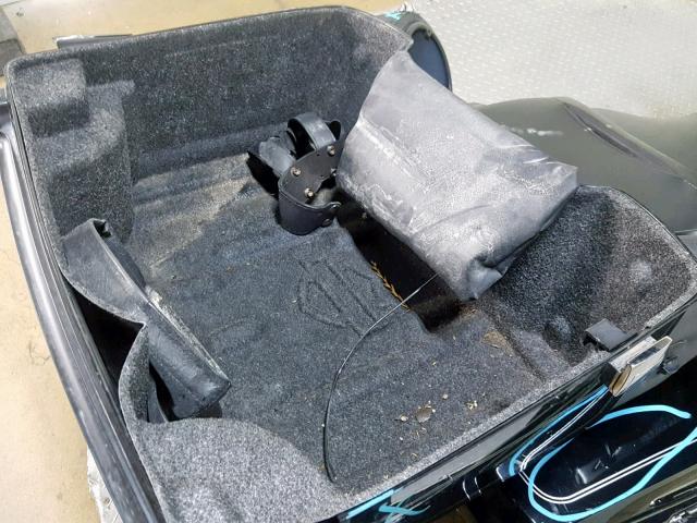 1HD1FC4158Y680349 - 2008 HARLEY-DAVIDSON FLHTCUI BLACK photo 17