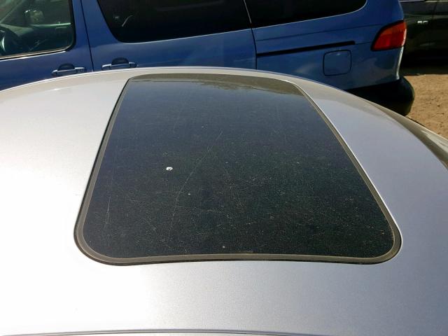 3VWDD21C9YM419268 - 2000 VOLKSWAGEN NEW BEETLE ნაცრისფერი ფოტო 9