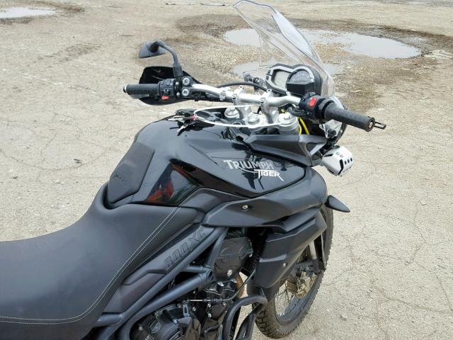 SMTE06BF0DT588398 - 2013 TRIUMPH MOTORCYCLE TIGER 800X BLACK photo 5