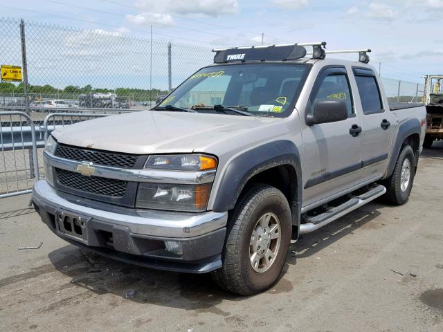 1GCDT136958224522 - 2005 CHEVROLET COLORADO SILVER photo 2