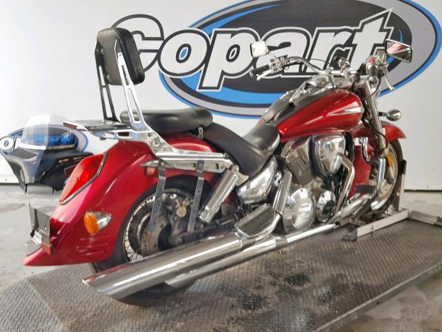 1HFSC52044A105771 - 2004 HONDA VT1300 S RED photo 4