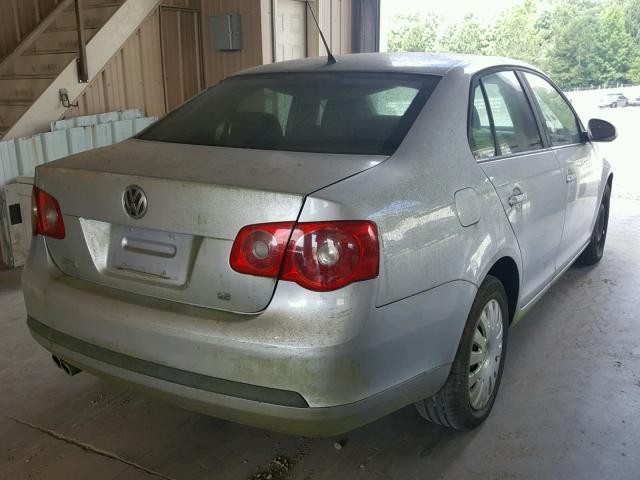 3VWPF71K97M072437 - 2007 VOLKSWAGEN JETTA 2.5 GRAY photo 4