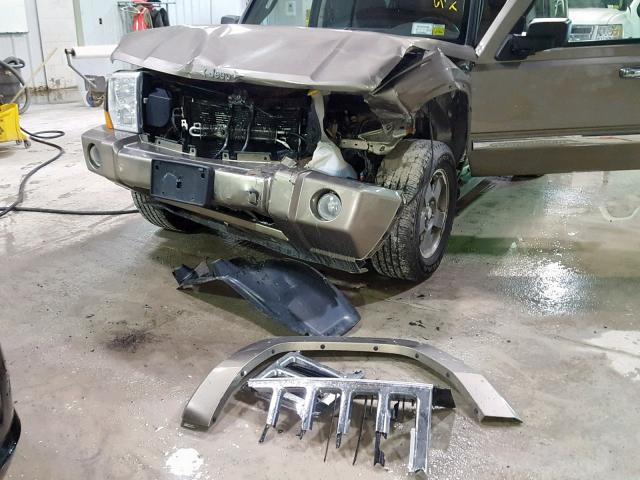 1J8HG48N56C144004 - 2006 JEEP COMMANDER 棕色 照片 9