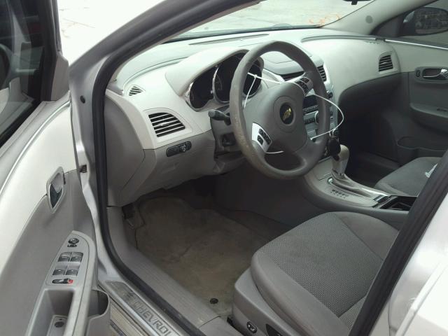 1G1ZC5E07CF261902 - 2012 CHEVROLET MALIBU 1LT 银色 照片 9