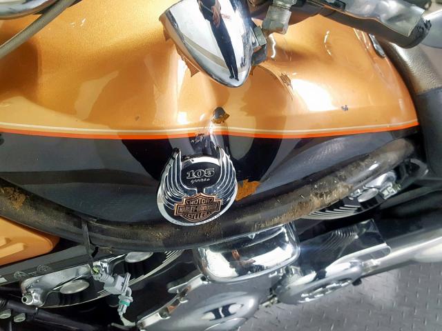 1HD1HFH418K803793 - 2008 HARLEY-DAVIDSON VRSCAW 105 ORANGE photo 17