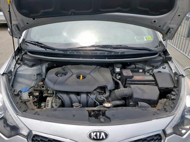 KNAFX4A88E5111419 - 2014 KIA FORTE EX SILVER photo 7