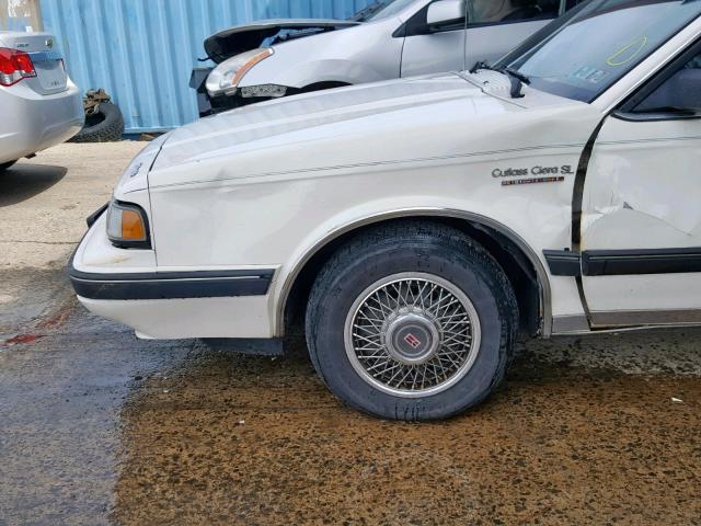 1G3AM54N3N6351890 - 1992 OLDSMOBILE CUTLASS CI WHITE photo 9