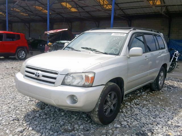 JTEGD21A570157129 - 2007 TOYOTA HIGHLANDER SILVER photo 2