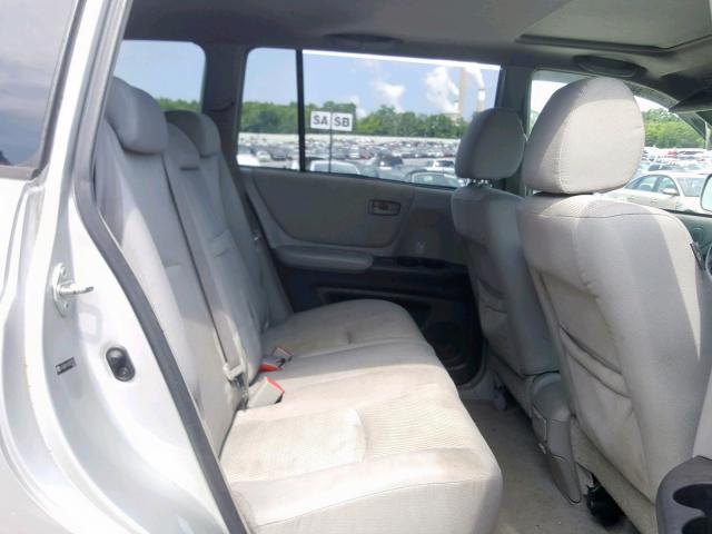 JTEGD21A570157129 - 2007 TOYOTA HIGHLANDER SILVER photo 6