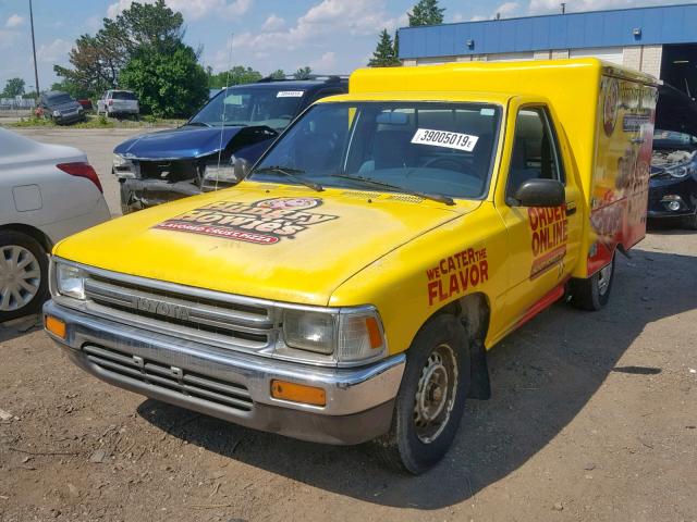 JT4RN81P7M5122558 - 1991 TOYOTA PICKUP 1/2 YELLOW photo 2