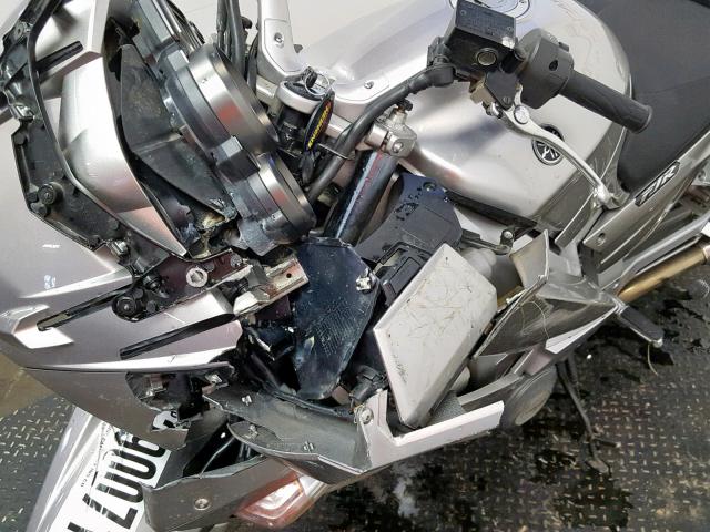 JYARP15E3AA007089 - 2010 YAMAHA FJR1300 A SILVER photo 14