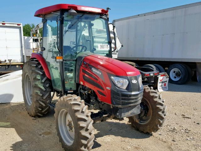 65GCK01118 - 2017 MAHINDRA AND MAHINDRA TRACTOR RED photo 1