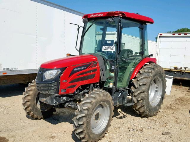 65GCK01118 - 2017 MAHINDRA AND MAHINDRA TRACTOR RED photo 2