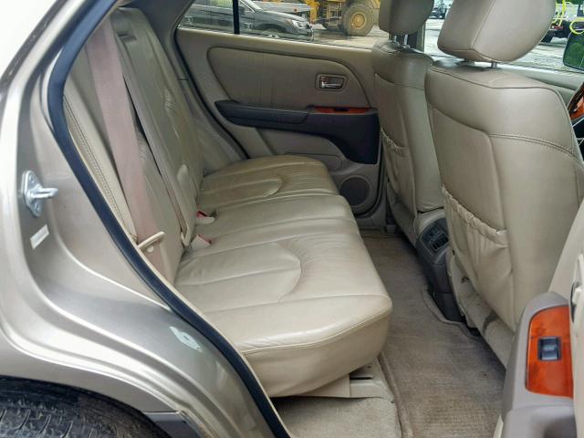 JTJHF10U920238861 - 2002 LEXUS RX 300 TAN photo 6