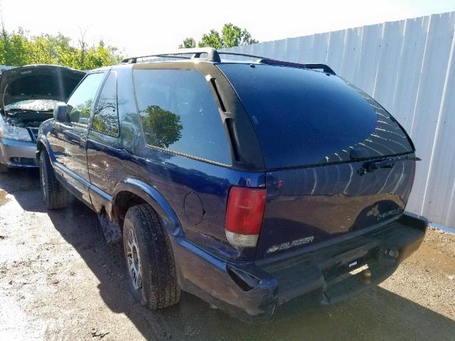 1GNCT18W52K218498 - 2002 CHEVROLET BLAZER BLUE photo 3