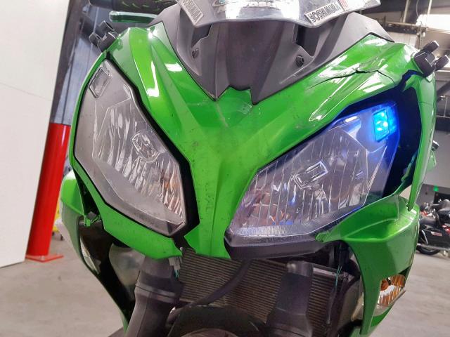 JKAEXEE10FDA20053 - 2015 KAWASAKI EX650 E GREEN photo 11