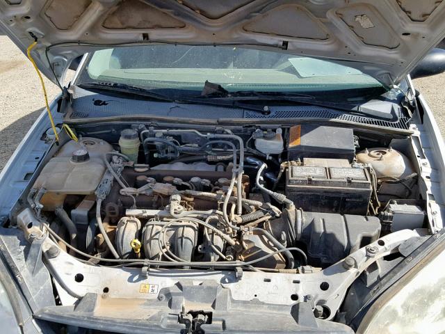 1FAFP34N25W111642 - 2005 FORD FOCUS ZX4 SILVER photo 7