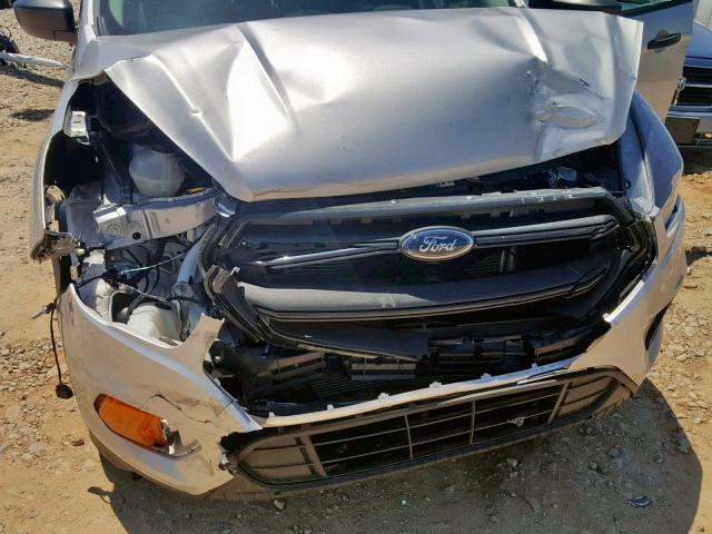 1FMCU0F77JUD13896 - 2018 FORD ESCAPE S SILVER photo 9