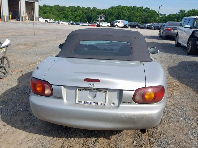 JM1NB3533X0124889 - 1999 MAZDA MX-5 MIATA SILVER photo 6