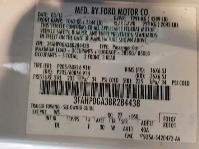 3FAHP0GA3BR284438 - 2011 FORD FUSION S WHITE photo 10