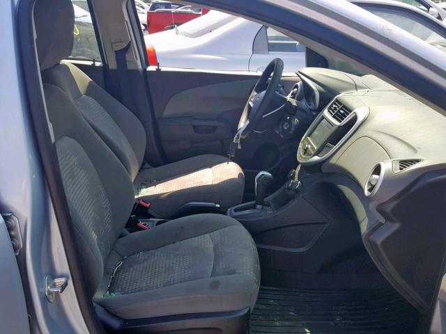 1G1JB5SH2H4130616 - 2017 CHEVROLET SONIC LS TEAL photo 5