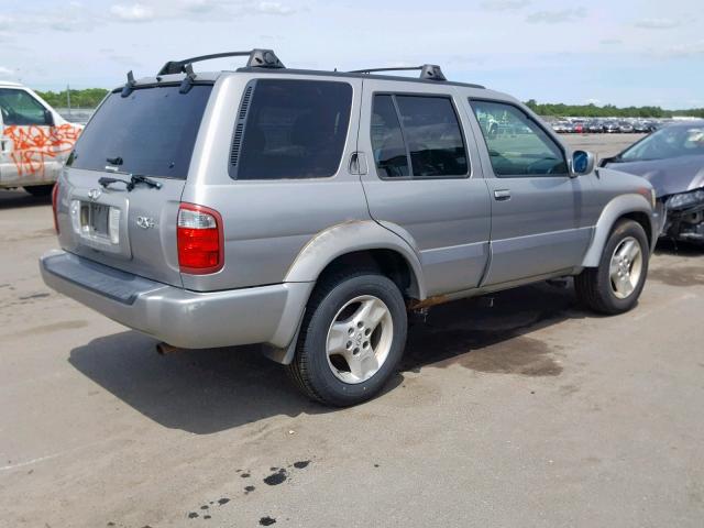 JNRDR09Y61W211279 - 2001 INFINITI QX4 GRAY photo 4