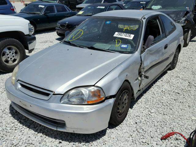 1HGEJ6222TL058782 - 1996 HONDA CIVIC DX SILVER photo 2