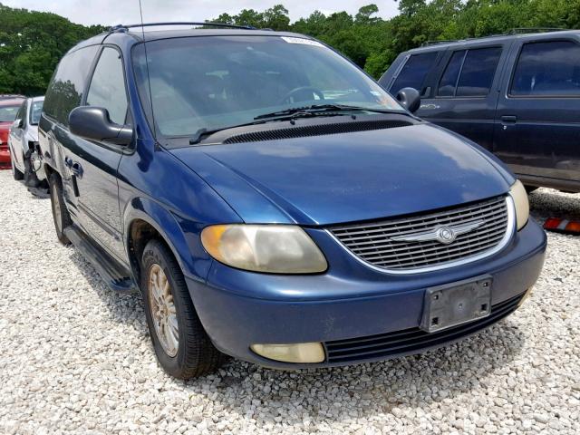 2C8GP64L82R792195 - 2002 CHRYSLER TOWN & COU BLUE photo 1