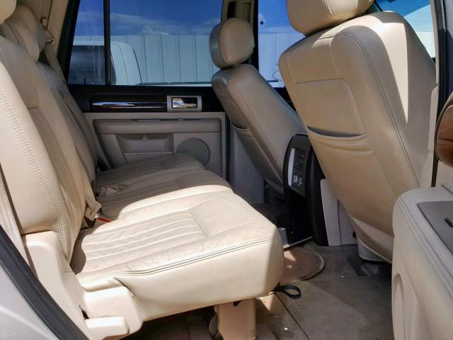 5LMFU27R43LJ14058 - 2003 LINCOLN NAVIGATOR GRAY photo 6