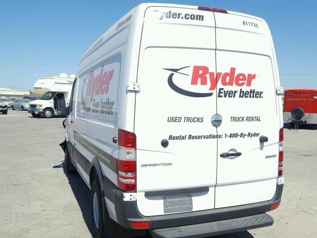 WDYPF0CD7HP555899 - 2017 FREIGHTLINER SPRINTER 3 WHITE photo 3