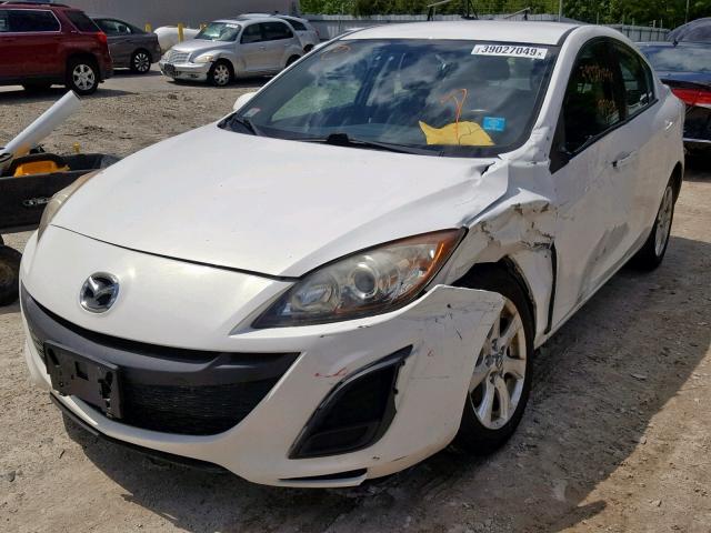 JM1BL1VG2B1406113 - 2011 MAZDA 3 I WHITE photo 2