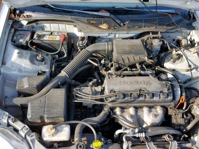 2HGEJ6618YH561657 - 2000 HONDA CIVIC BASE SILVER photo 7