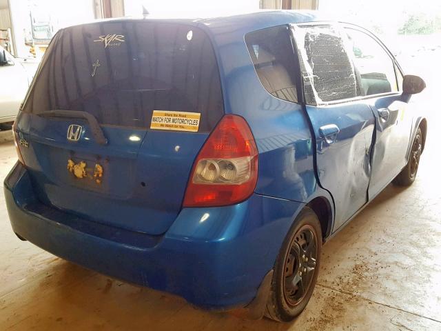 JHMGD38447S008711 - 2007 HONDA FIT BLUE photo 4