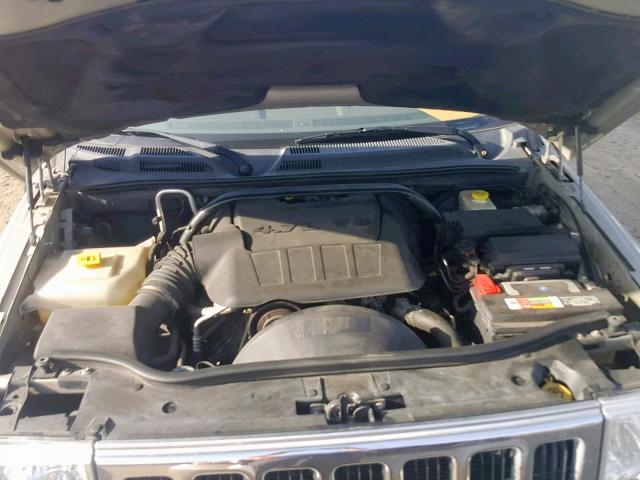 1J8HH48N48C156678 - 2008 JEEP COMMANDER SILVER photo 7