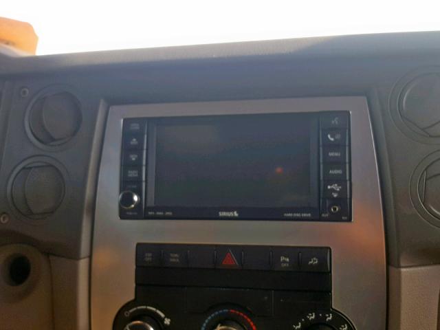 1J8HH48N48C156678 - 2008 JEEP COMMANDER SILVER photo 9