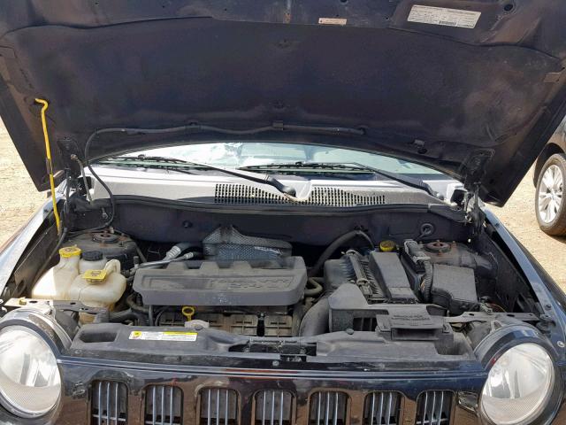 1J8FF47W38D553023 - 2008 JEEP COMPASS SP Қара фото 7