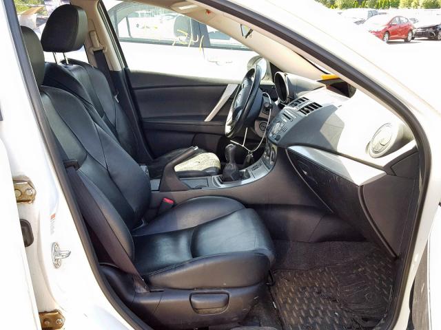 JM1BL1H69A1222062 - 2010 MAZDA 3 S WHITE photo 5