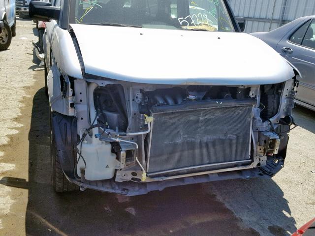 5J6YH18938L016976 - 2008 HONDA ELEMENT SC SILVER photo 9