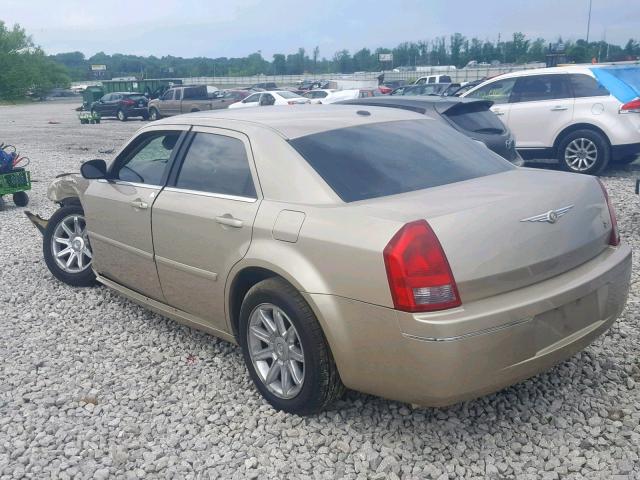 2C3KA53GX6H291918 - 2006 CHRYSLER 300 TOURIN GOLD photo 3