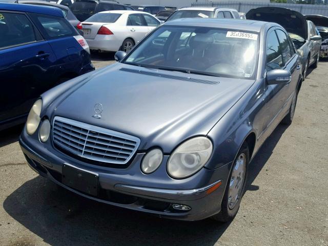 WDBUF56J96A814159 - 2006 MERCEDES-BENZ E 350 CHARCOAL photo 2