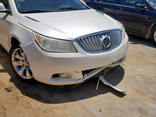 1G4GE5EV7AF319780 - 2010 BUICK LACROSSE C WHITE photo 9