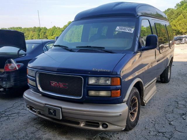 1GDFG15R721227049 - 2002 GMC SAVANA RV BLUE photo 2