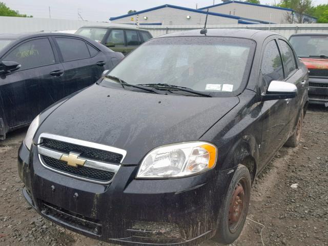 KL1TD56E19B317179 - 2009 CHEVROLET AVEO LS BLACK photo 2