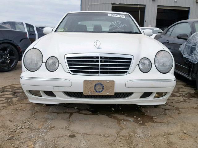 WDBJF65J1YB058706 - 2000 MERCEDES-BENZ E 320 WHITE photo 9